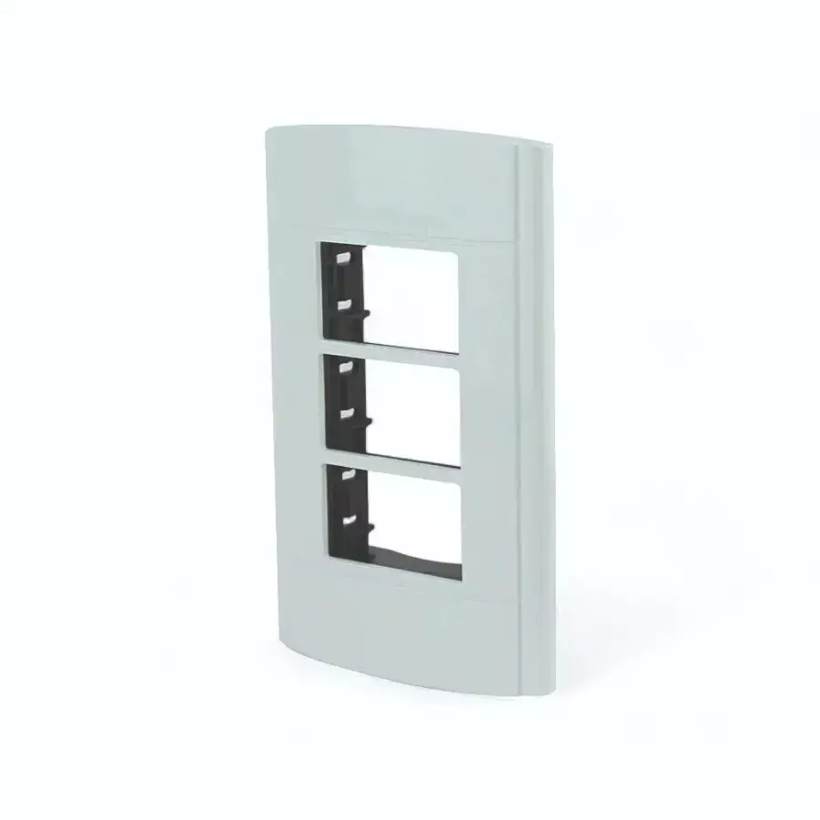 [4419] PLACA TRIPLE ROMA PLASTICO 4419 SANELEC